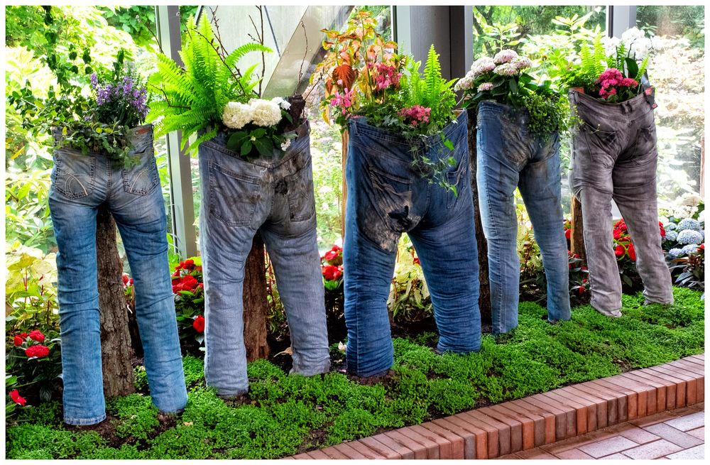 Upcycling Ideas: Giving Old Items A Fresh New Purpose